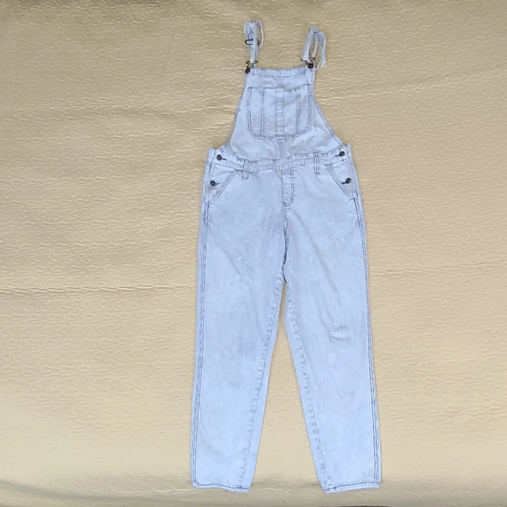 Abercrombie and Fitch Seersucker striped overalls size L - Picture 2 of 9